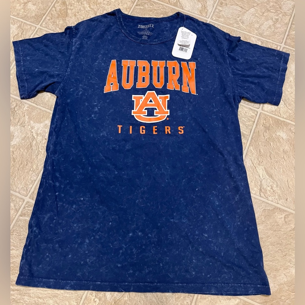💙💙 NWT Auburn University Tigers T-Shirt Sz M